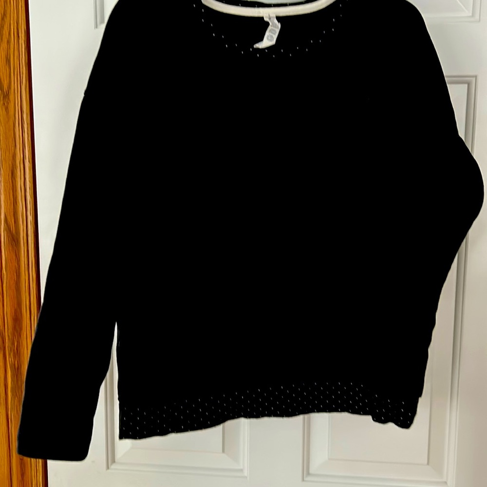 COPY - Lululemon black sweatshirt with polkadot trim size 8